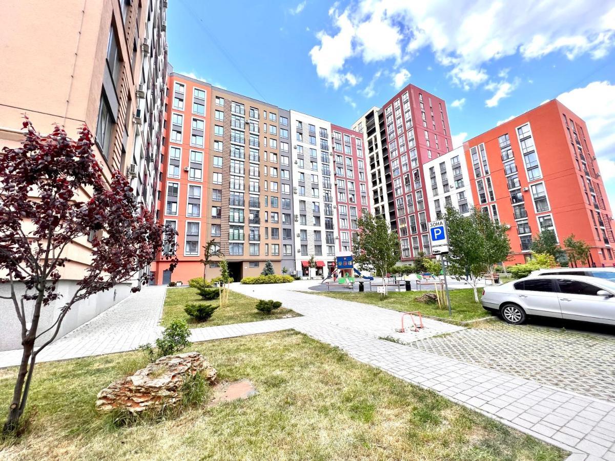 Osapart Hotel In A Complex Semycvit 4 Liov Exterior foto