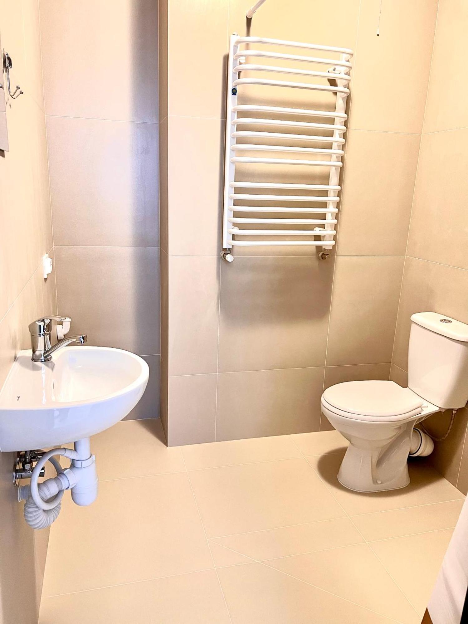 Osapart Hotel In A Complex Semycvit 4 Liov Exterior foto